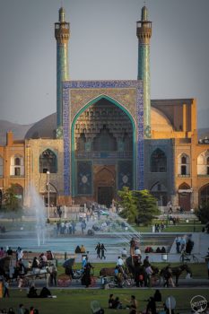 Isfashan Oman mosque at sunset