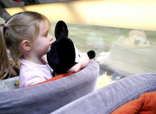 Travel and Transport for groups to Disneyland® Paris © Disney