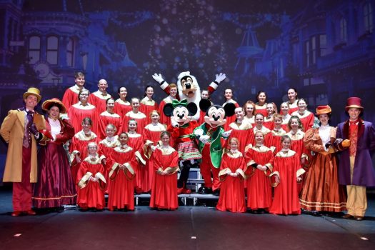 Disney Performing Arts - Let's Sing Christmas
