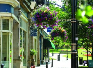 Yorkshire christmas Harrogate, Yorkshire - Montpellier Quarter © Visit Harrogate