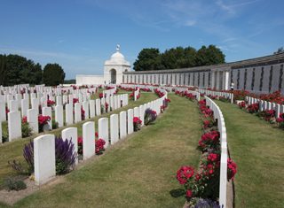 Tyne Cot, Battlefields, Belgium © PT Wilding