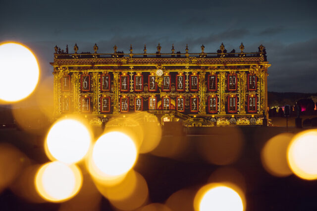 Christmas at Chatsworth House, Facade