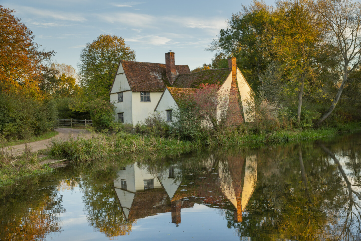 Willy Lott's Houses and the River Stour at Flatford