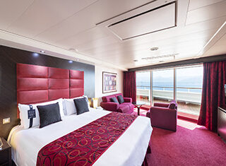 MSC Fantasia, Suite