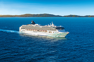 Norwegian Spirit at Sea