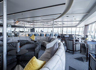 Renaissance - Ambassador Cruise Line - Panoramique Bar