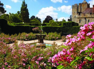 Hever Castle, Gardens