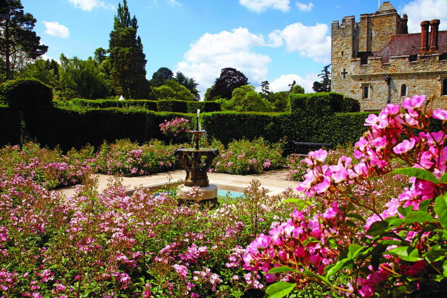 Hever Castle, Gardens