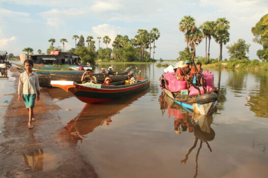 Cambodia, Kampong Chhnang, floating village, river boats