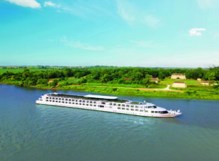 MS Cyrano de Bergerac