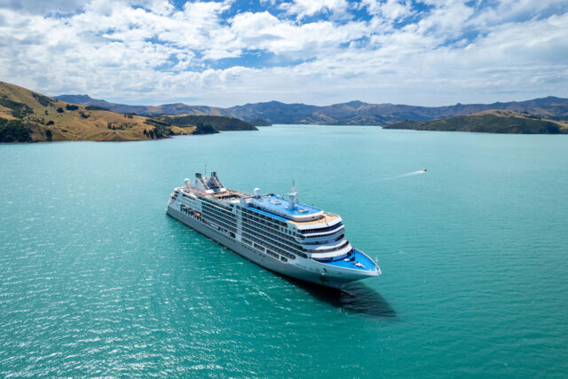 Silver Endeavour, Ship, Ocean,