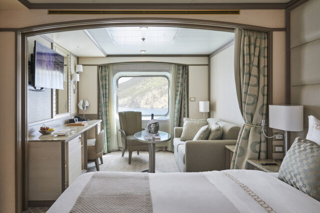 Silver Shadow,Bedroom, Interior