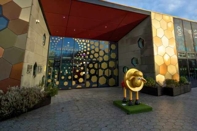 The Royal Mint Experience, Entrance
