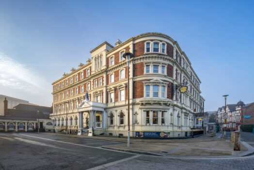 The Queen at Chester Hotel