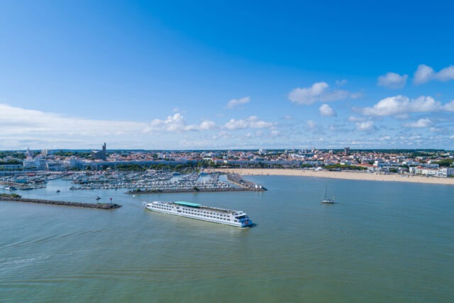 Boat, Port, River, Coastline