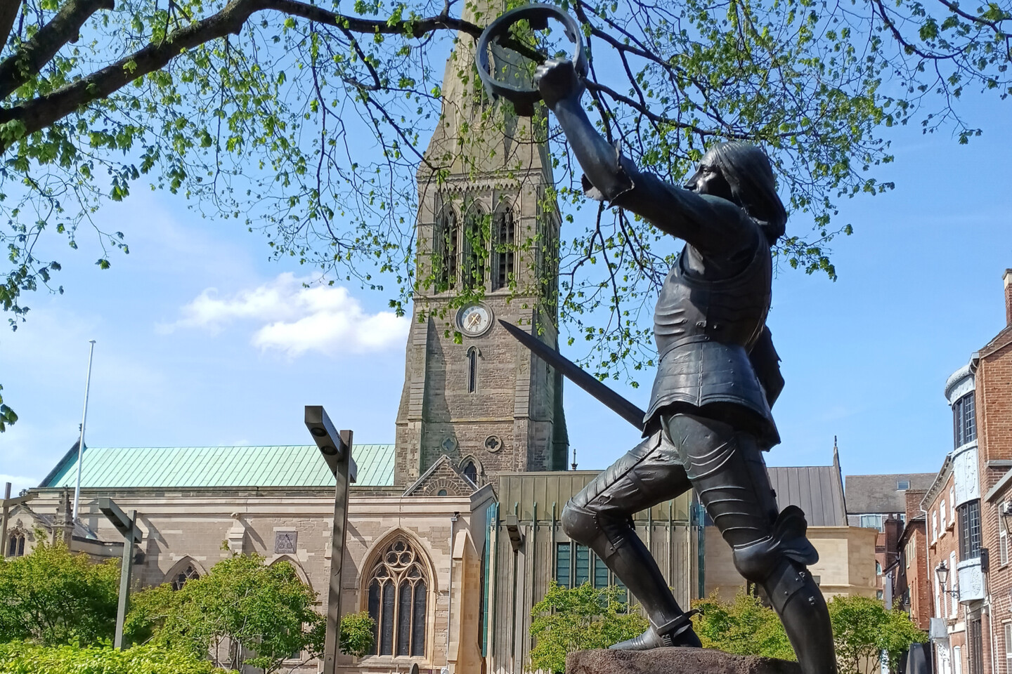 Leicester Cathedral and King Richard statue