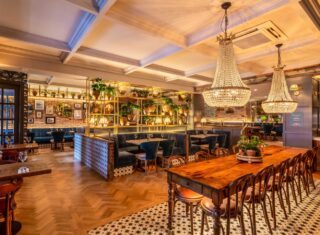 The Ashe Hotel - Alfie's Lounge