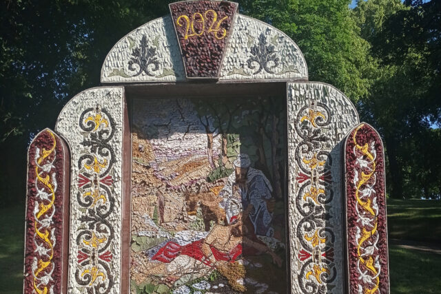 Buxton Well Dressing - Buxton and Bakewell
