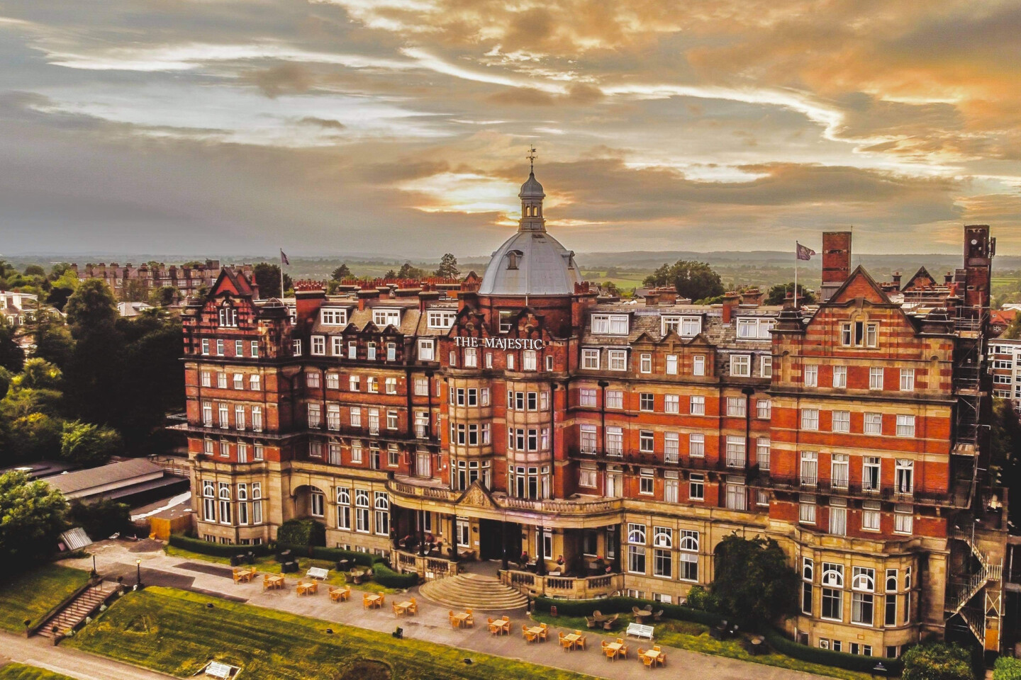 DoubleTree by Hilton Harrogate Majestic Hotel & Spa - Exterior