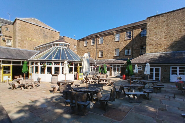 Shrigley Hall and Hotel & Spa - Beer Garden