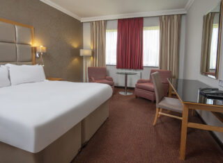 Stratford Manor Hotel, Stratford-upon-Avon - Double Bedroom