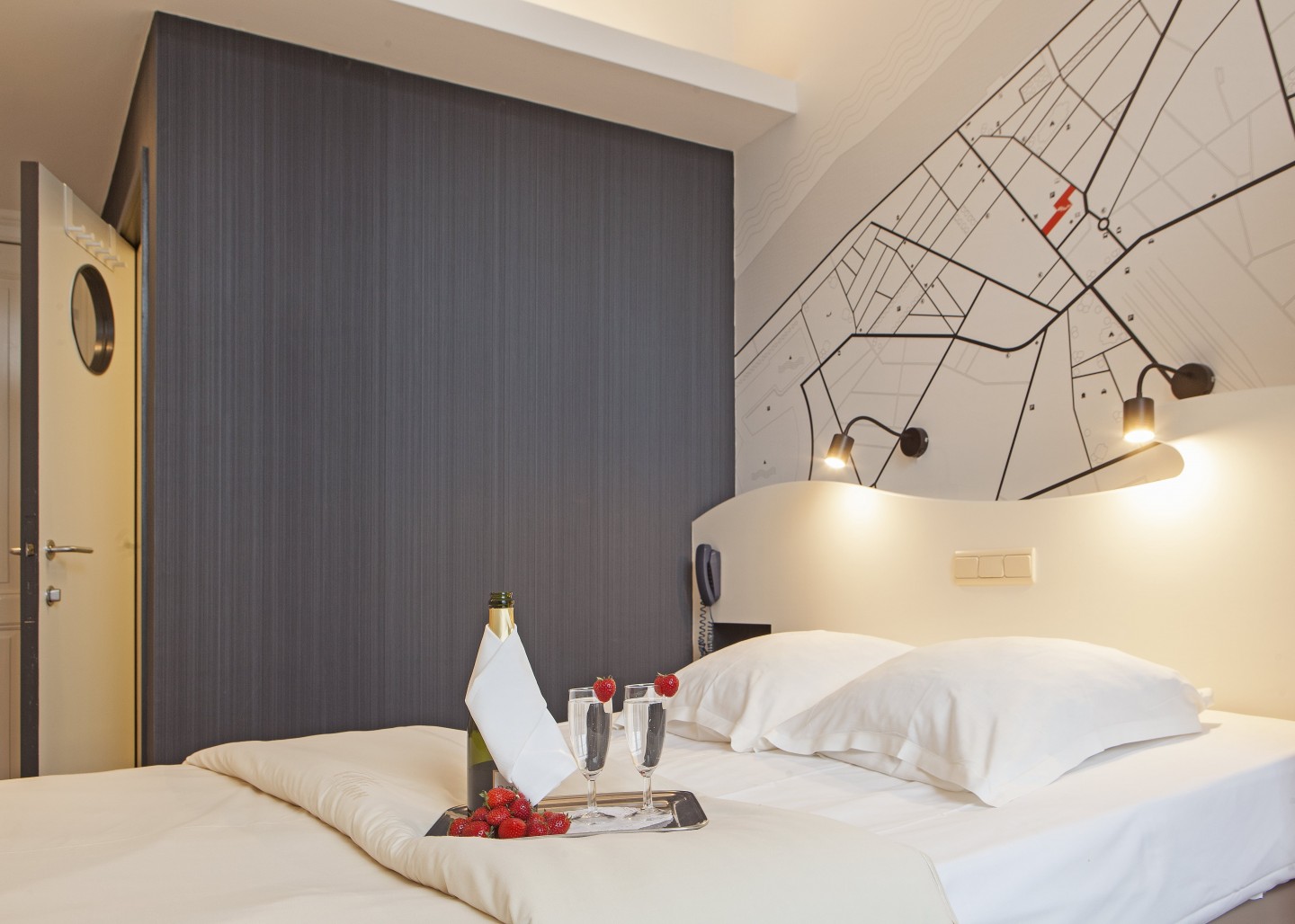 Alfa Inn, Blankenberge, Belgium - Double room - Greatdays ...