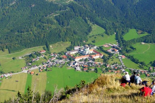 Germany, Bavaria, Ammergau Alps, Walking, Hiking, Rambling, Group Travel, Ettal © Ammergauer Alpen GmbH, Oberammergau Tourismus. Photo Birgit Pössinger