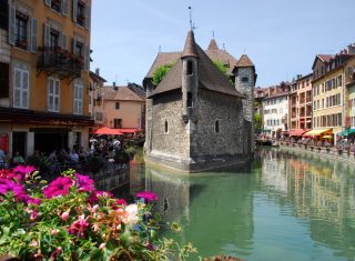 Annecy, France - Town and river_1 © C. MaxOT Lac D'Annecy