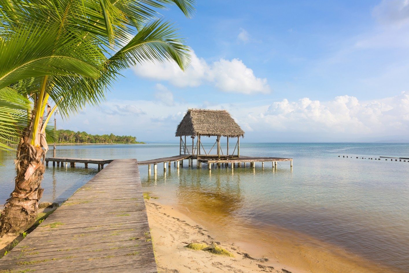 Panama, Bocas del Toro, beach, pier © Owner www.panamajourneys.com