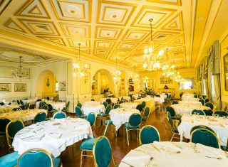 Dining Room, Hotel Milan Speranza au Lac, Stresa, Lake Maggiore (c) Hotel Milan Speranza au Lac