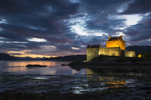 Eilean Donan Castle, Scotland - On Loch Duich at Dornie (01) © VisitScotland, Kenny Lam EXPIRES 6.6.2022