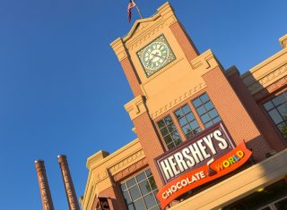 Hershey's Chocolate World, Hershey Harrisburg PA, Pennsylvania, USA - Front Entrance © Hershey's Chocolate World