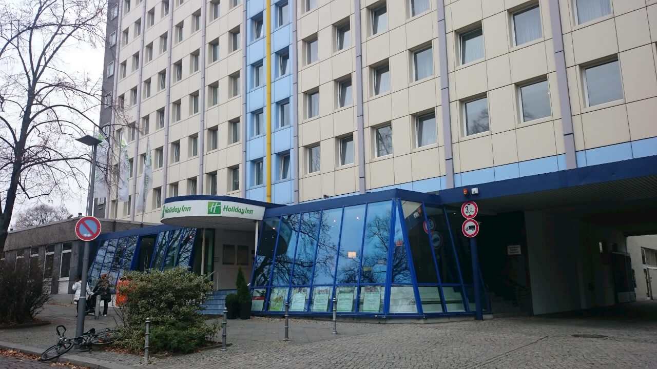 Holiday Inn Berlin Mitte - Main Entrance (BVE_NCN ...