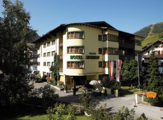 Hotel Grießhof in St Anton - main entrance