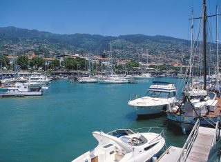 Madeira, Portugal - Vista da Marina. Funchal