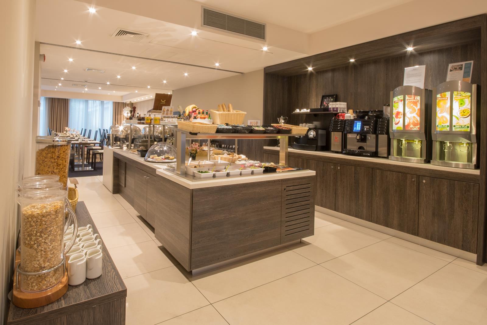 Mercure Brussels Centre Midi, Belgium Breakfast Buffet Area (1_NCN) Greatdays Group Travel