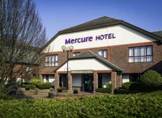 Mercure Dartford Brands Hatch Hotel & Spa, Kent - Exterior