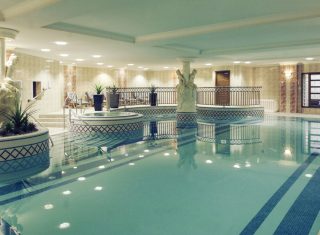 Mercure Dartford Brands Hatch Hotel & Spa, Kent - Pool