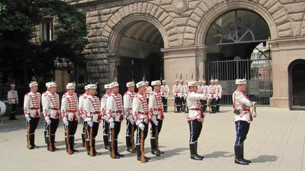 Official change of the guard in front of the presidency