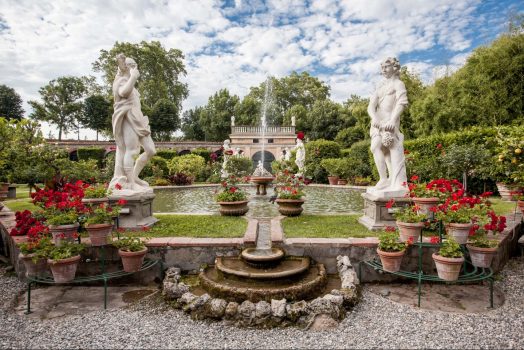 Italy, Tuscany, Lucca, Palazzo Pfanner, Gardens and Flowers NCN