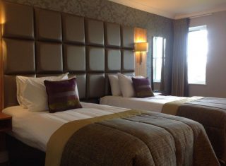 Park Royal Warrington Hotel - Twin Room