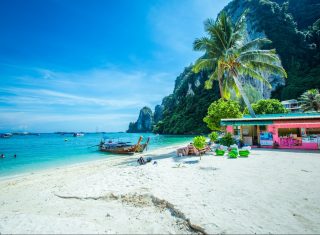 Phi Phi Islands, Thailand, South East Asia - Beach © Ryan Bolton 2017- Source Intrepid Travel