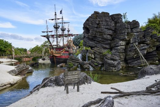 Pirate's Beach in Adventureland ©Disney