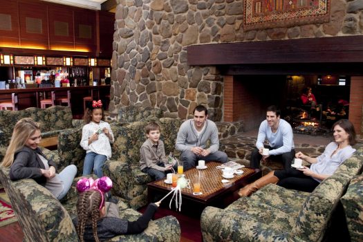 Redwood Bar Lounge © Disney