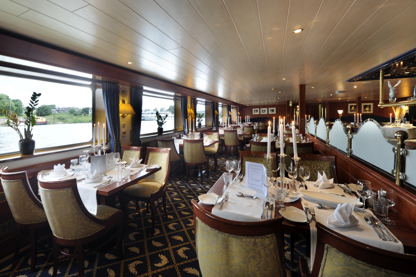 Rembrandt Restaurant (10(NCN) Greatdays Group Travel