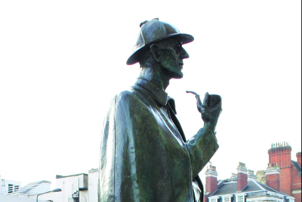Sherlock Holmes Statue Sm C The Sherlock Holmes Museum 221b Baker Street London England Www Sherlock Holmes Co Uk Greatdays Group Travel
