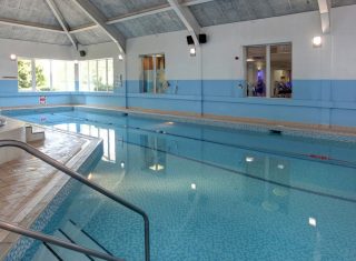 Holiday Inn Aylesbury - Hotel - Swimming Pool - NCN