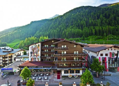 Sporthotel St Anton - exterior and view