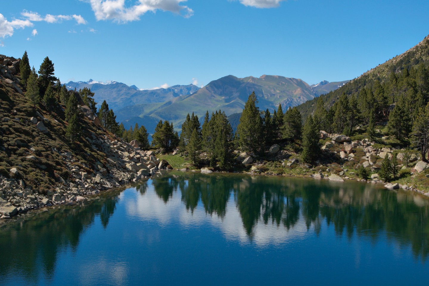 Estany Moreno La Vella Andorra, Andorra for groups, group travel ©Andorra Turisme SAU